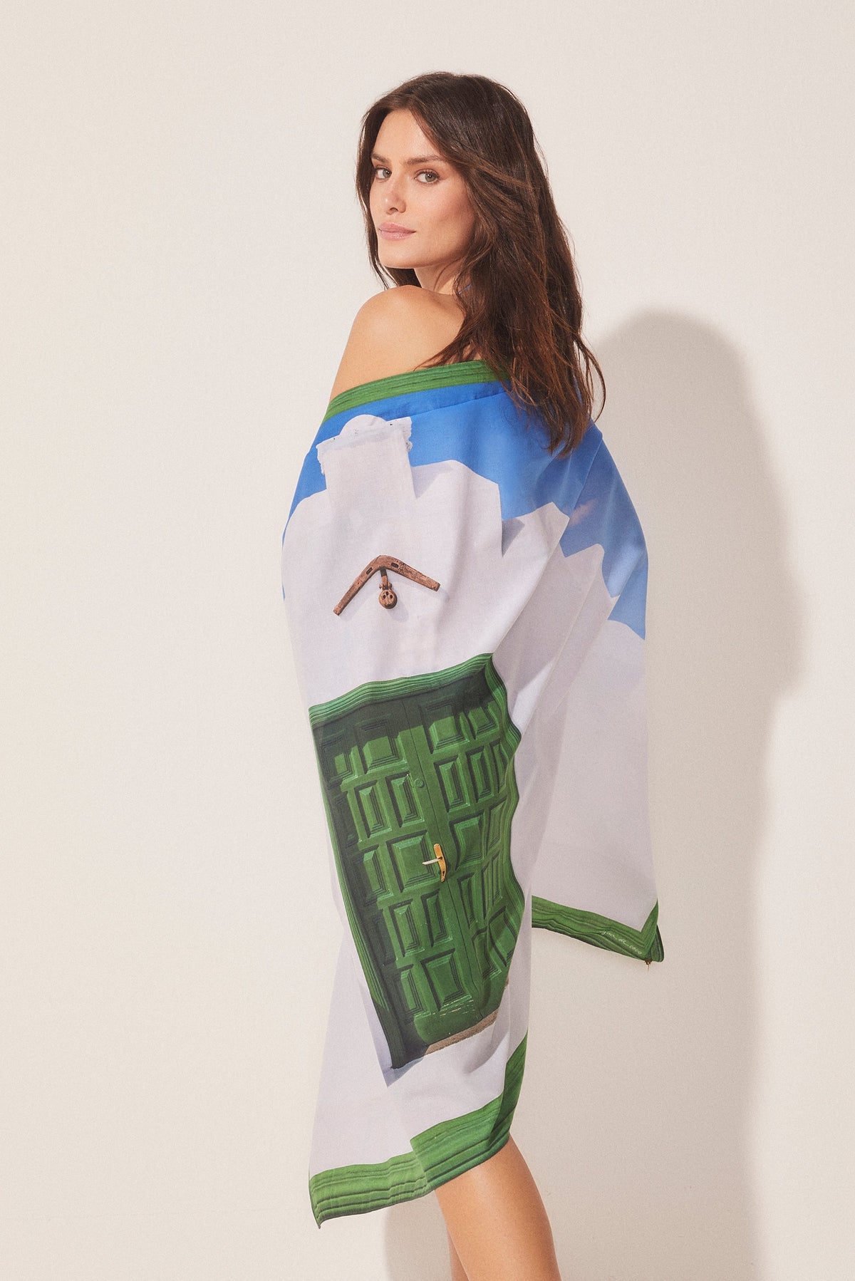 Agua De Coco Small Village Sarong E3458A1719