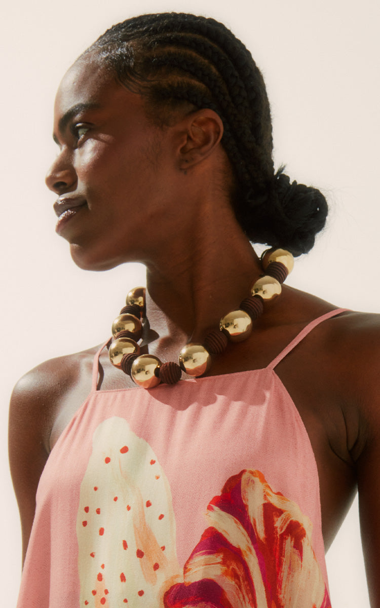 Agua De Coco Glossy Metal Balls Wodden Necklace K977A1354
