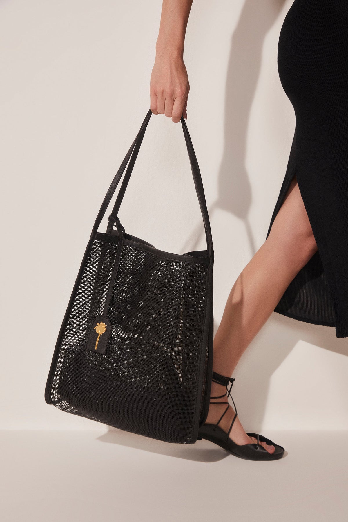 Agua De Coco El Mar Square Tote Bag With Mesh Detail T465A1654