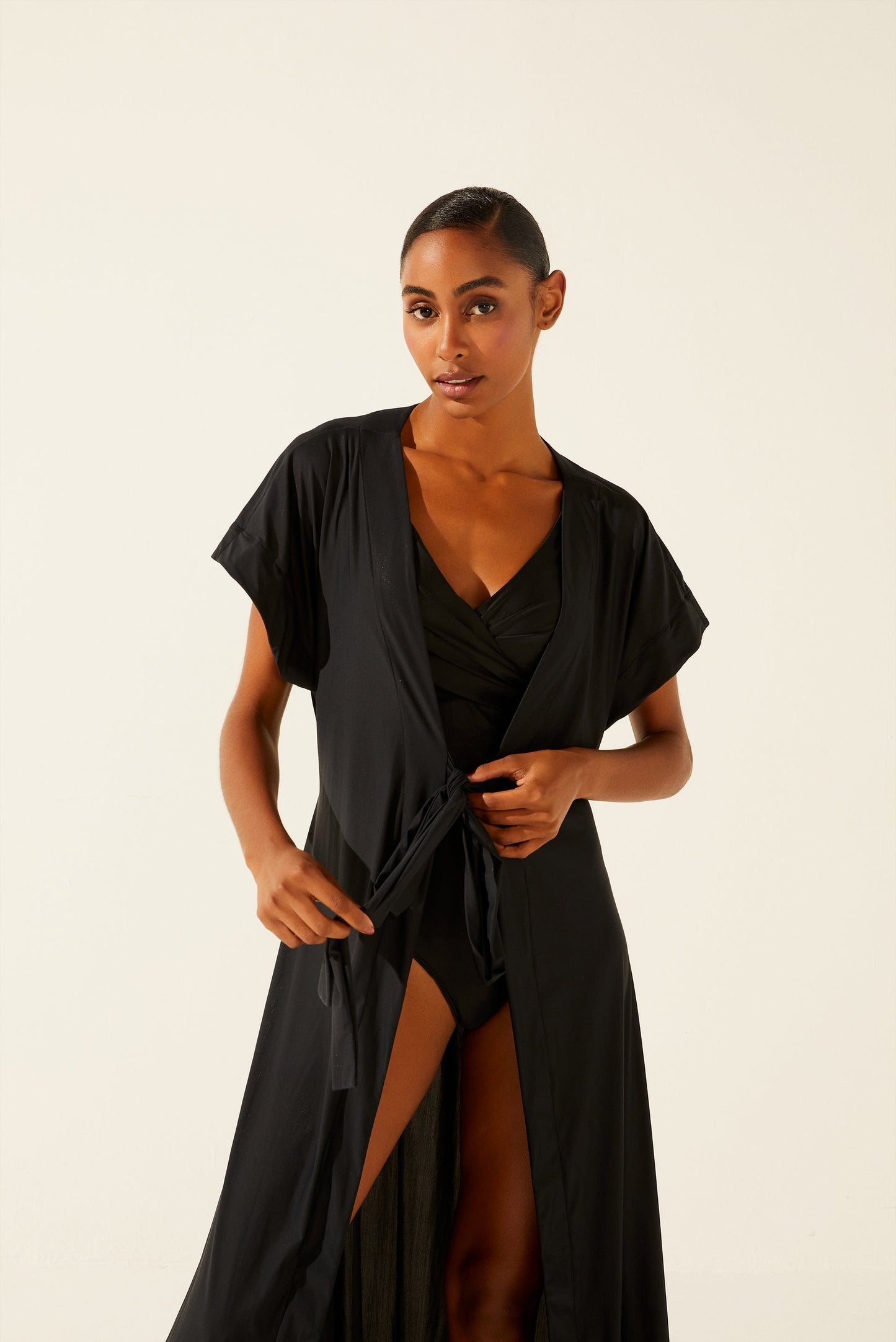 Agua De Coco Solid Classic Long Cape E3172C1123