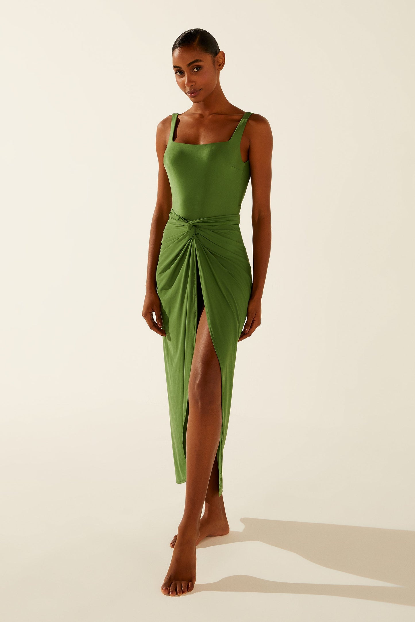 Agua De Coco Solid Classic Midi Skirt E3899C1123