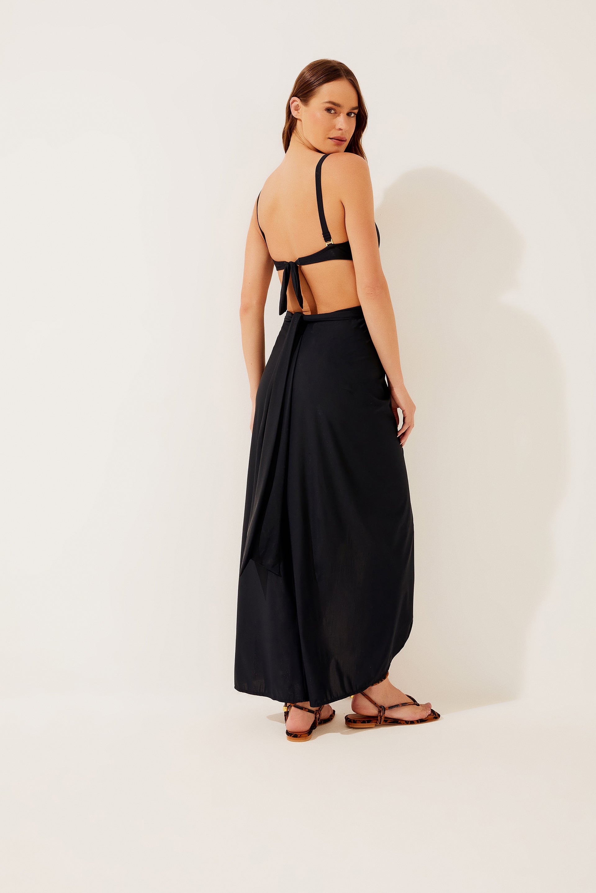Agua De Coco Solid Classic Midi Skirt