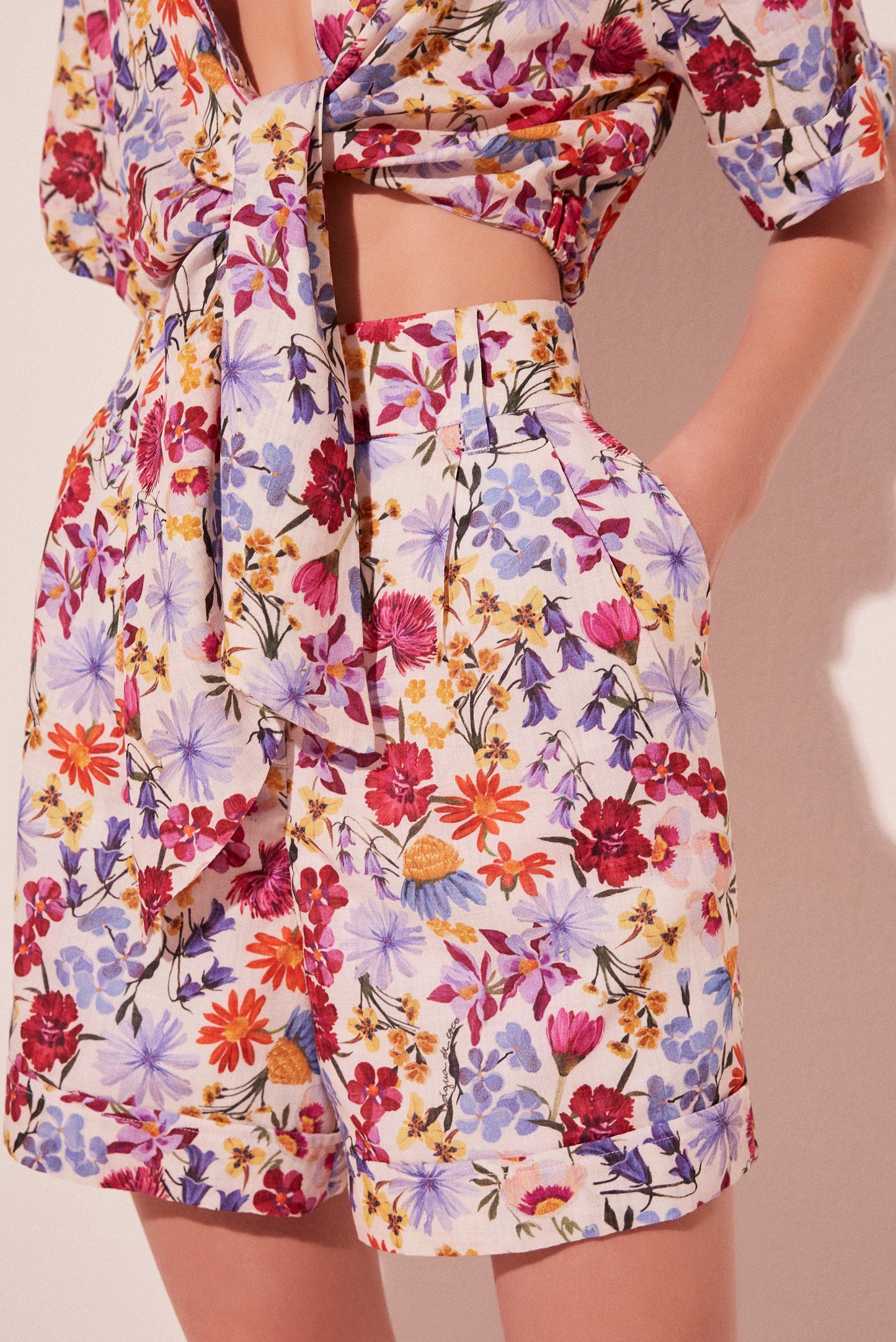 Agua De Coco Floral Garden Tailored Shorts E5396A2009