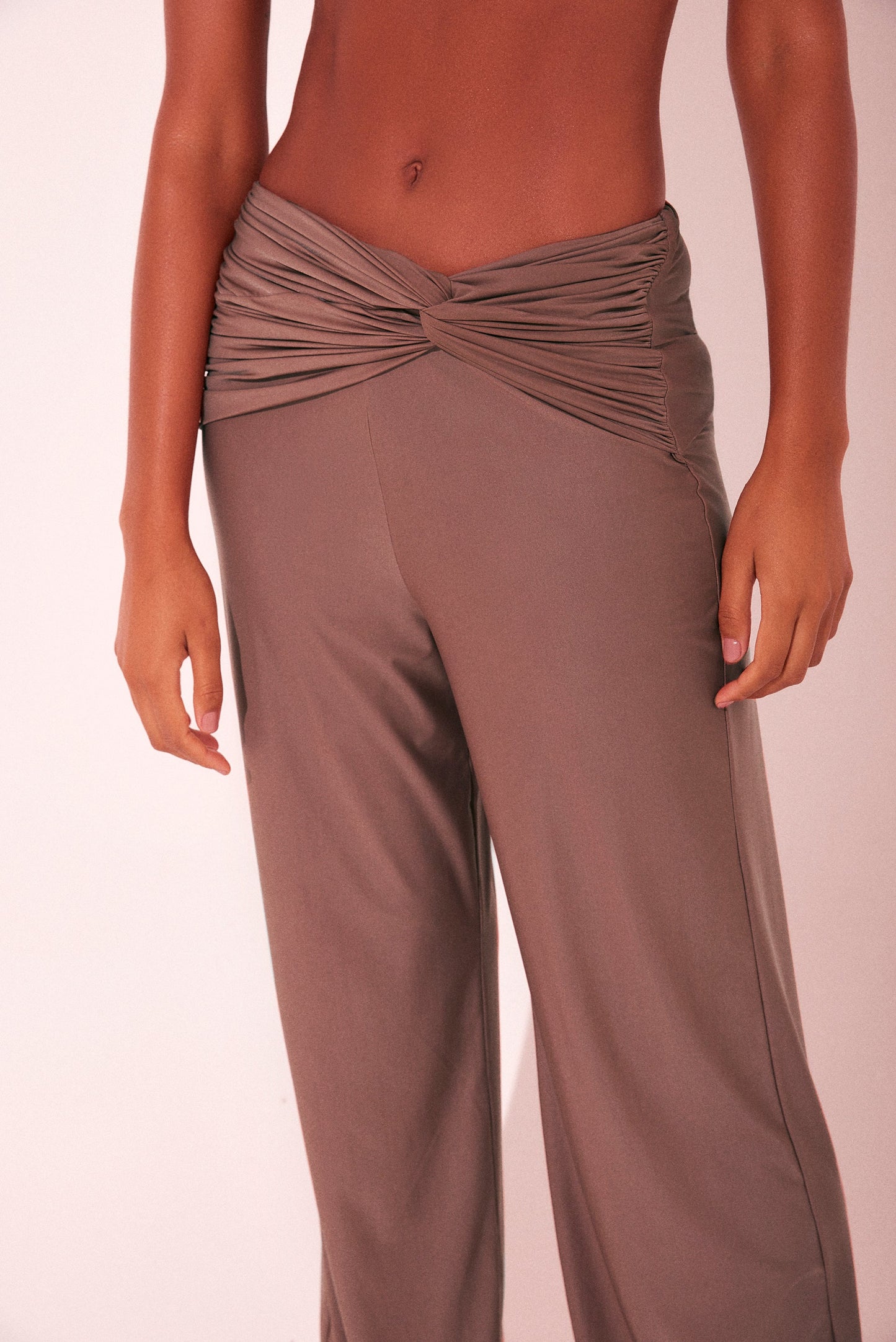 Agua De Coco Oak With Twist Straight Leg Pants E5542A2209